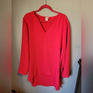 Chino's size 3 red v neck high low tunic